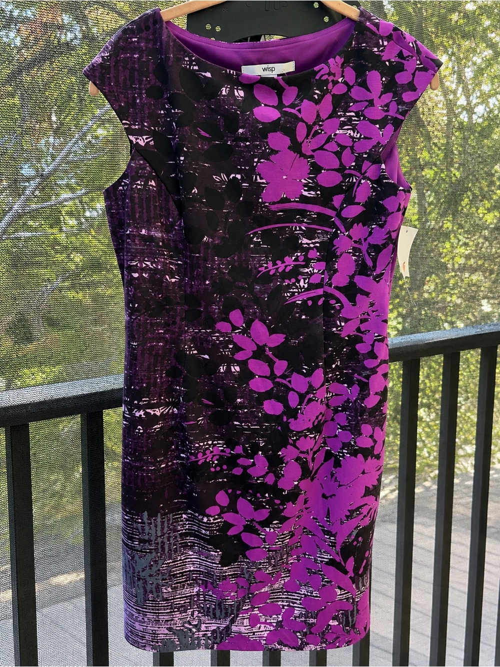 Wisp Purple Floral Cap-Sleeve Shift Dress